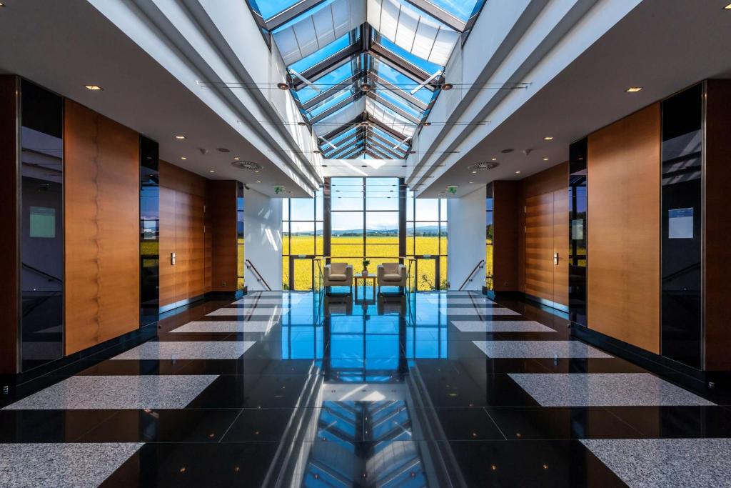 Sunday Hotel Taunus Zentrum Frankfurt gallery